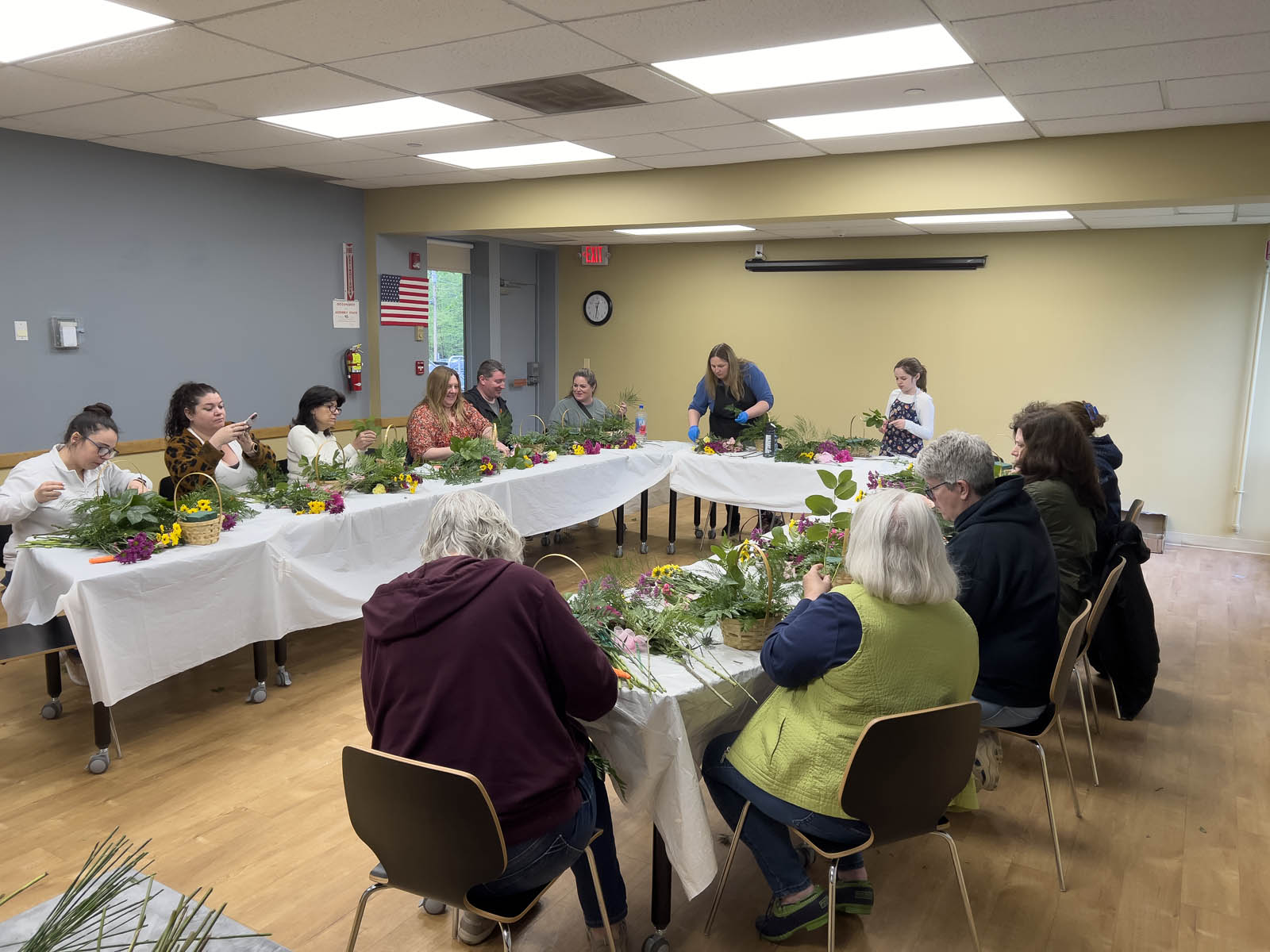 Fall Vase Arrangement Class