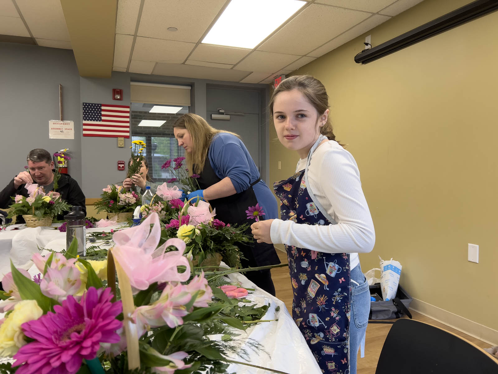 Fall Vase Arrangement Class