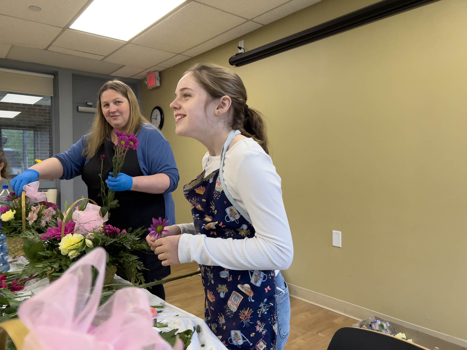 Fall Vase Arrangement Class