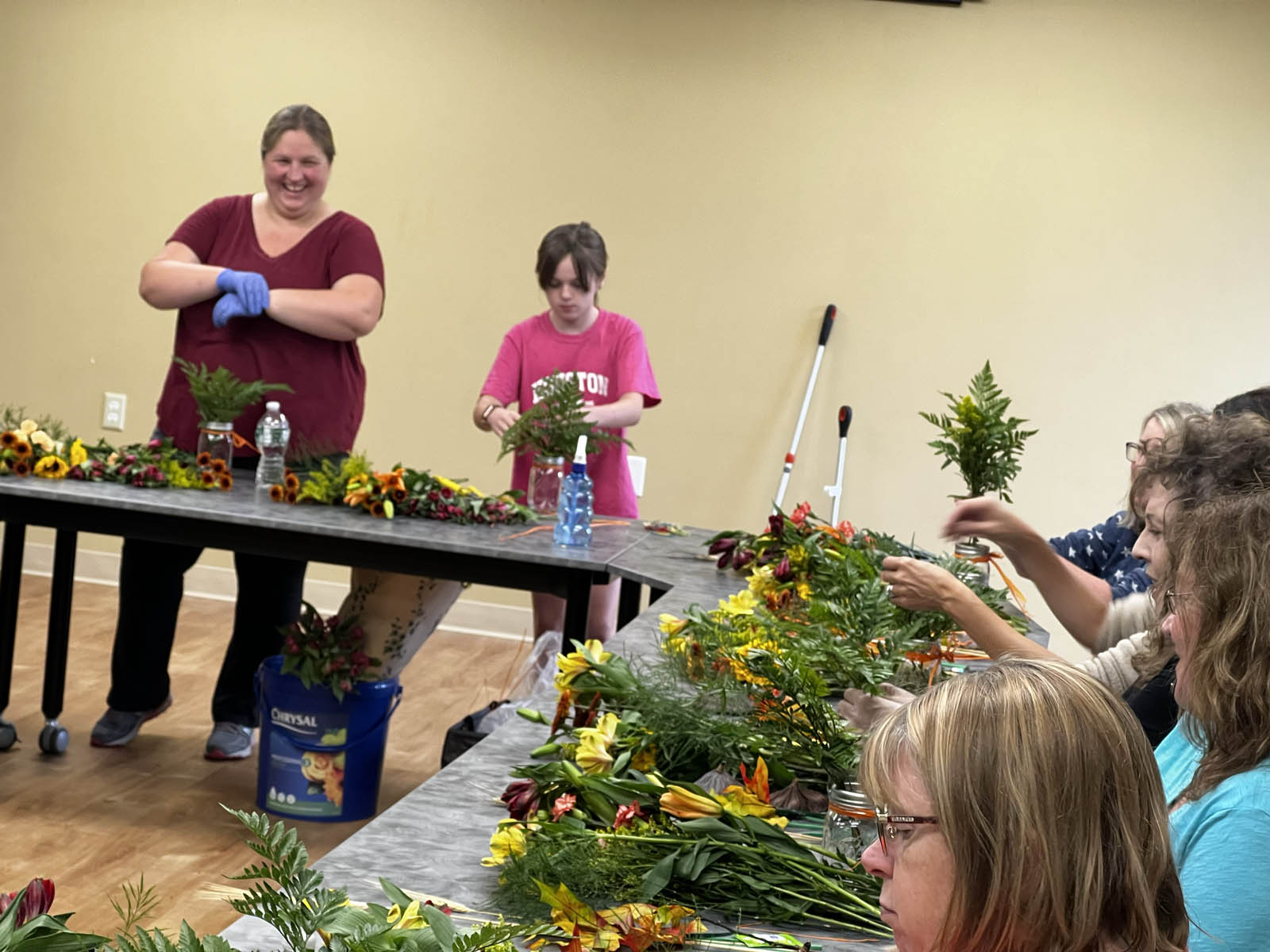 Fall Vase Arrangement Class