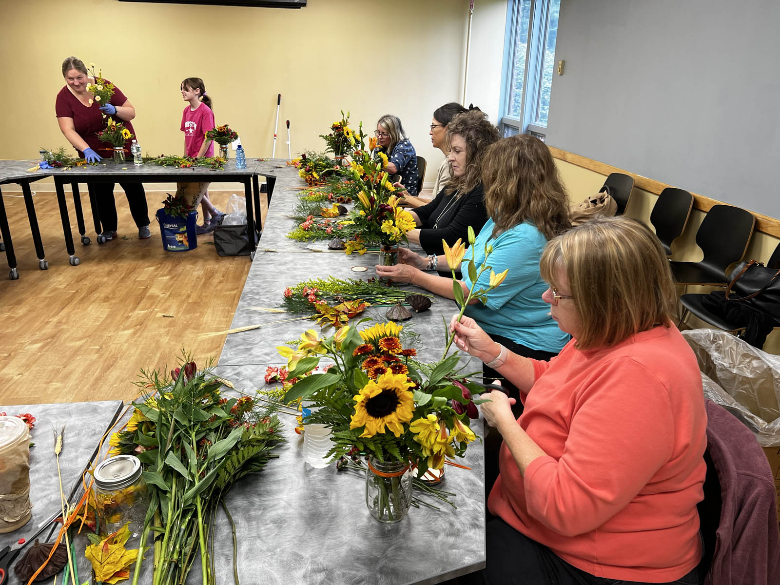 Fall Vase Arrangement Class