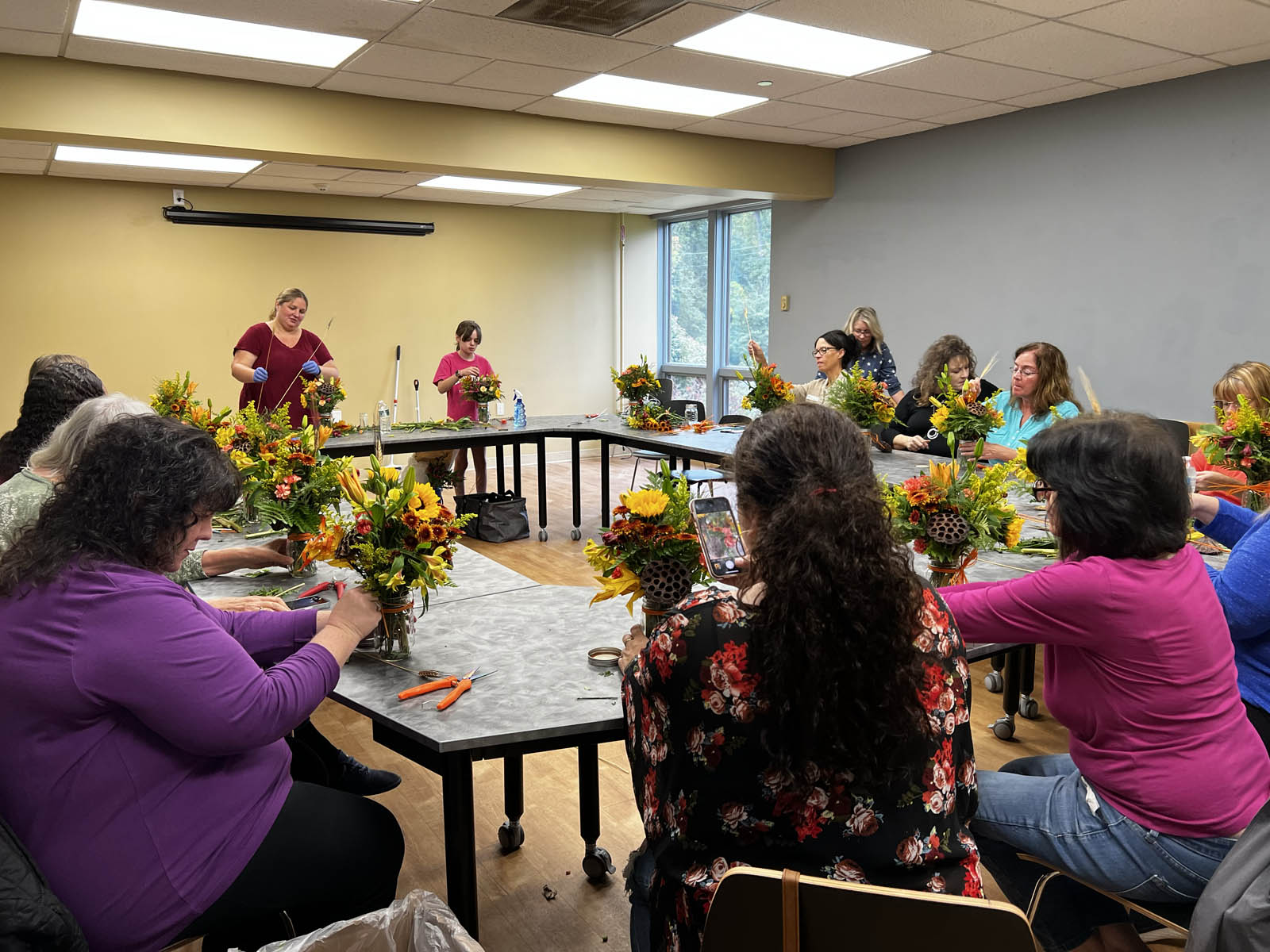 Fall Vase Arrangement Class